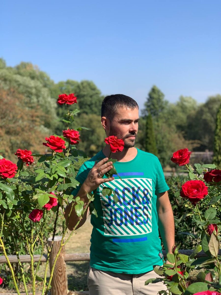 Мы живем в эпоху, когда скорость потребления кажется главным мерилом прогресса. Но что, если эта скорость — лишь иллюзия, бег по поверхности, за которой мы не видим фундамента?  ∣ 
 | © Павел Самута | Инженер. Бизнес.