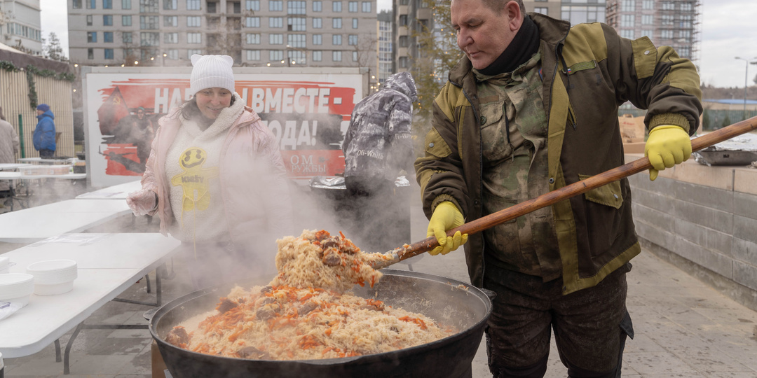 Кучеряво живут: по 150 тысяч рублей на еду в месяц тратят в Волгограде