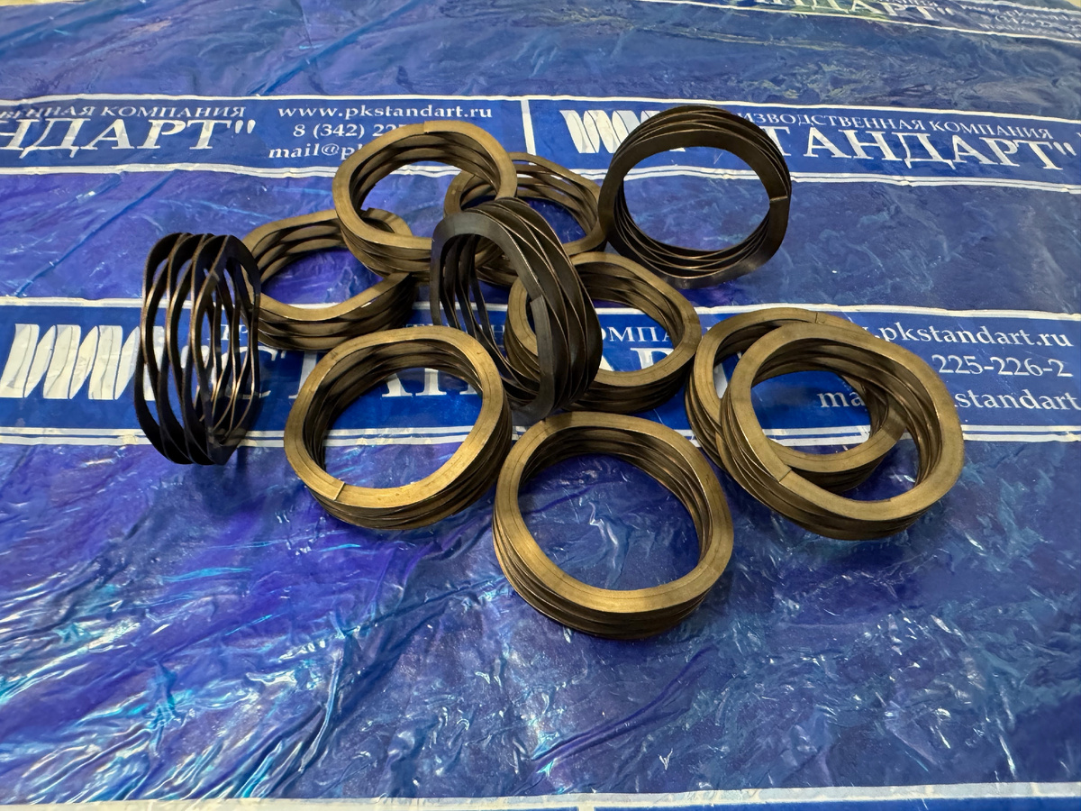 Волновая пружина из стали 60С2А