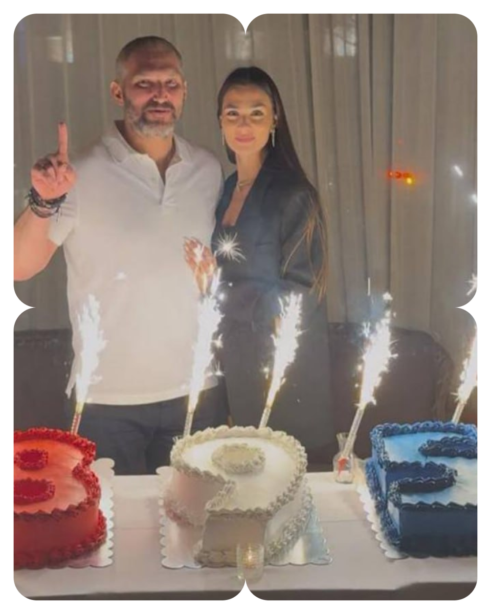 Друзья и близкие хоккеиста подарили ему 3 торта в виде цифр 895 🎂