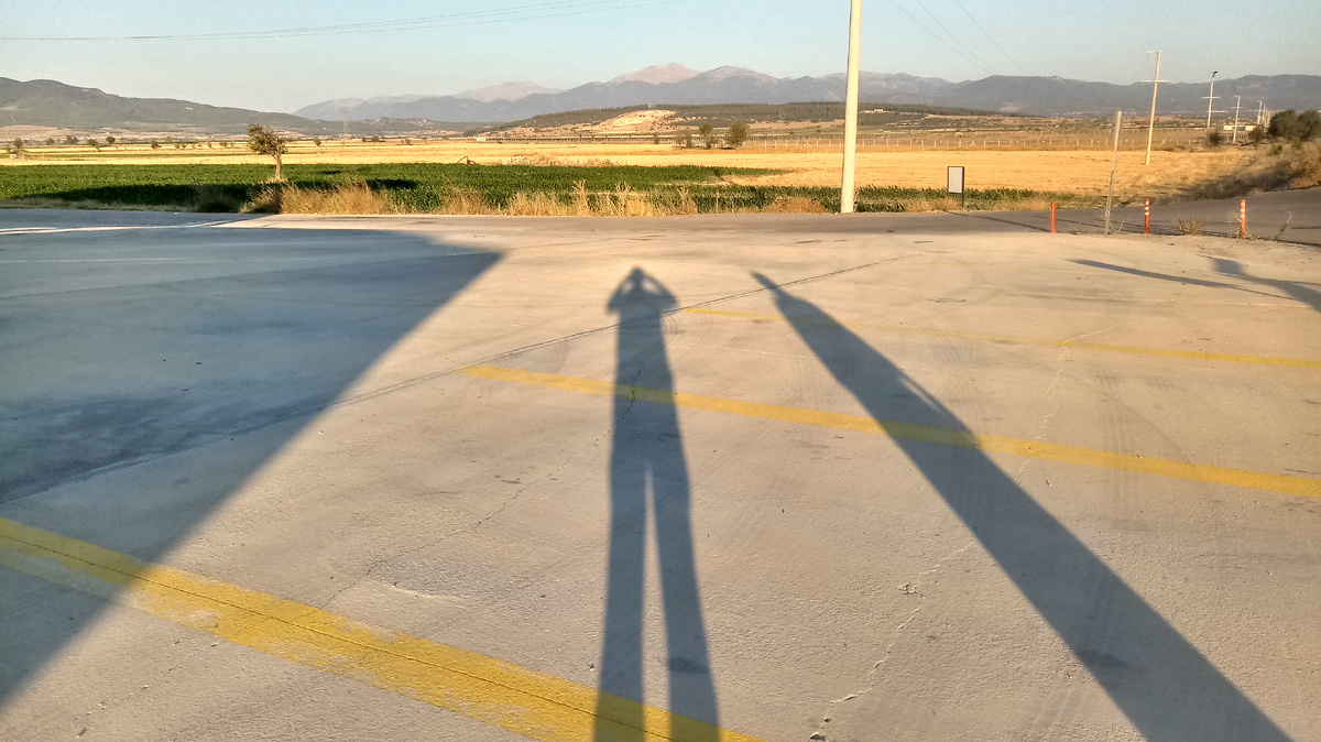 Тени на Земле