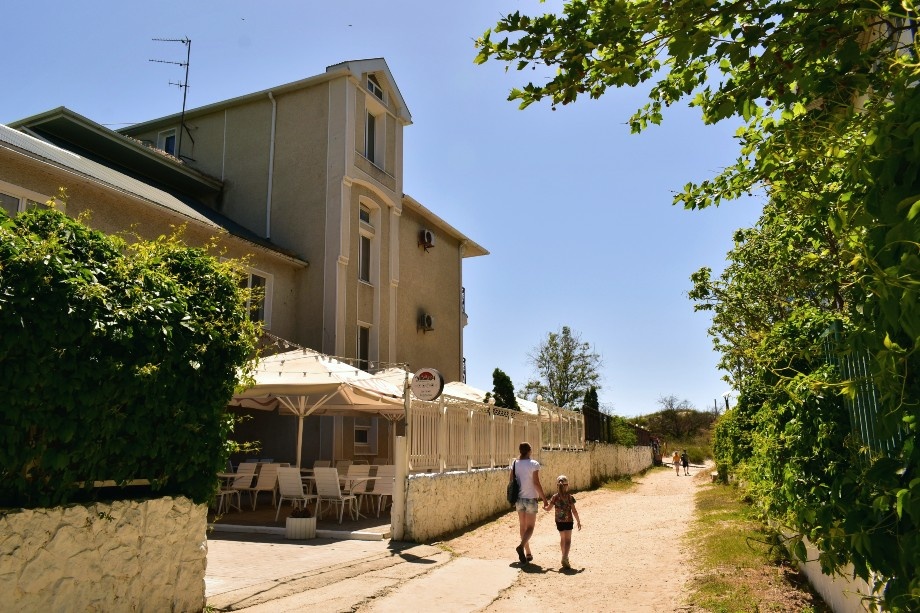 Лишь единицы из всех отелей Анапы делают сейчас дисконт на проживание. | Фото: Polina Grishma/Unsplash