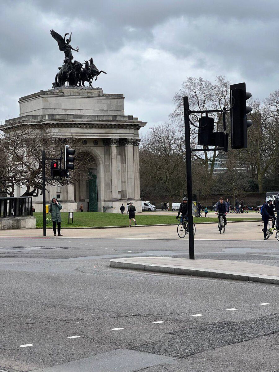 Улицы Лондона. Англия. Фото из личного архива