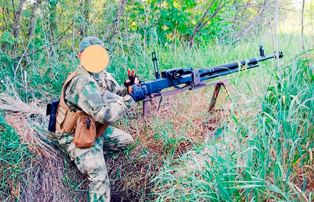 45. Наш боец где-то в Новороссии, с ДШКМ (фото из открытых источников)