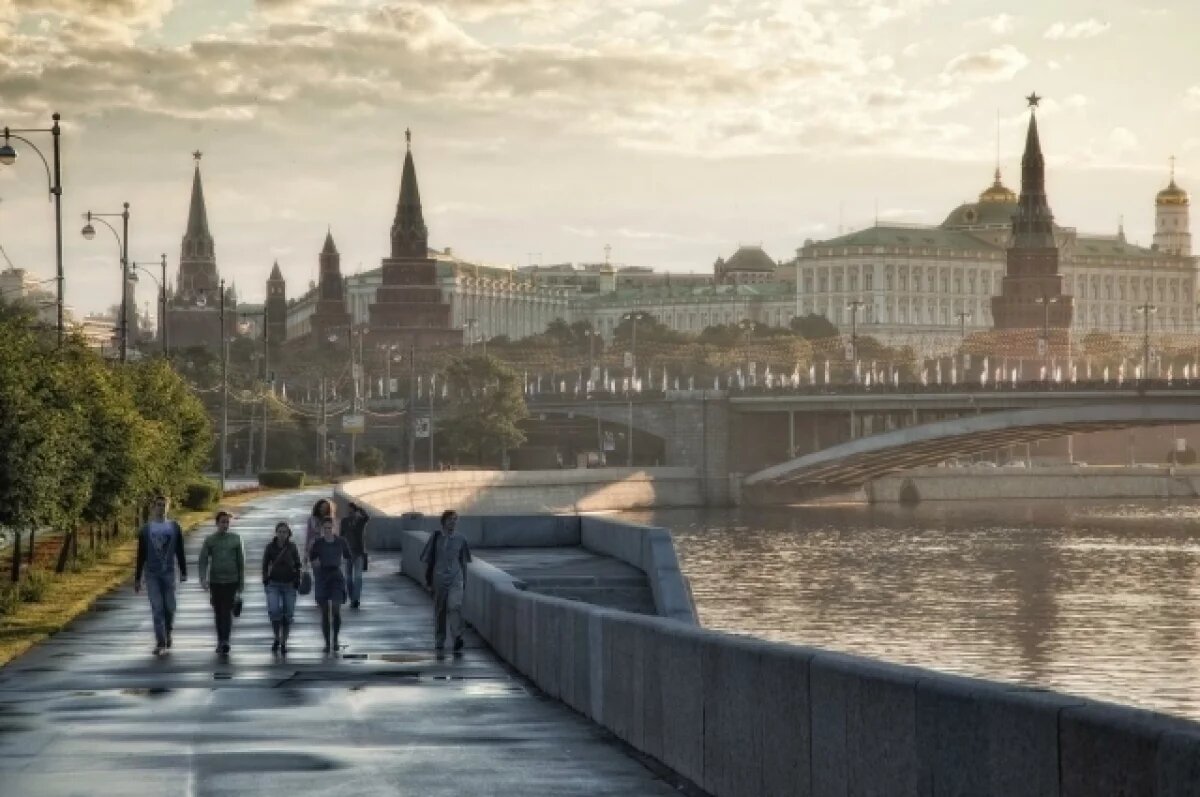    Синоптик Ильин рассказал о приходе аномального тепла в Москву