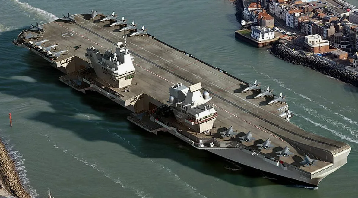 До последнего времени невозможно было показать "Принца Уэльского" с самолётами. У него их не было. Так что показываем на примере его "систершип" "Королева Елизавета". Фото Royal Navy
