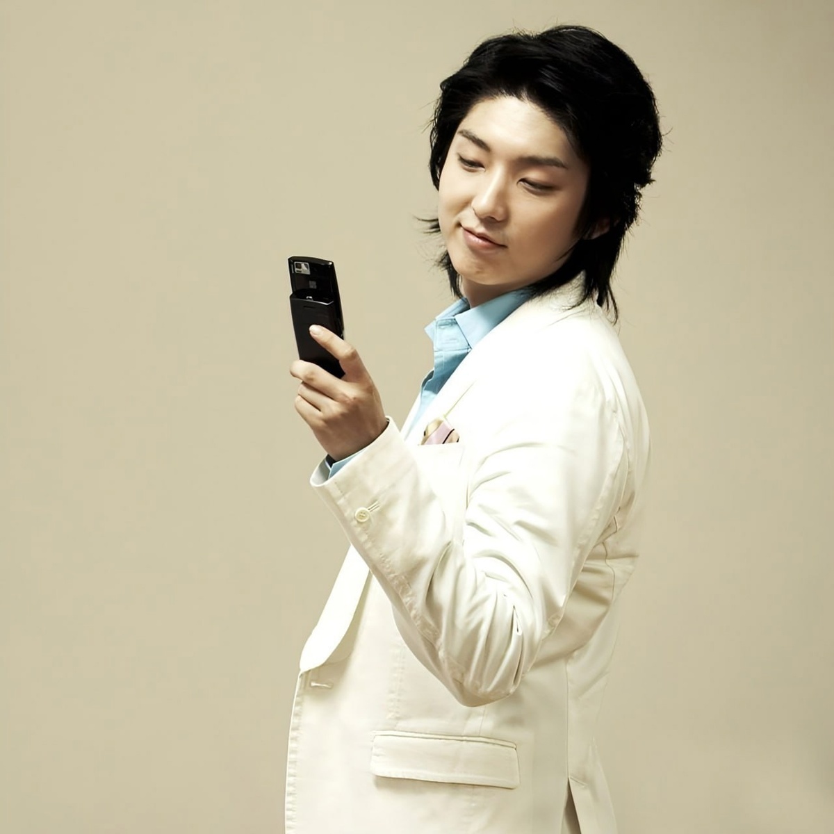 Фото актер Ли Джун Ги из свободных источников.