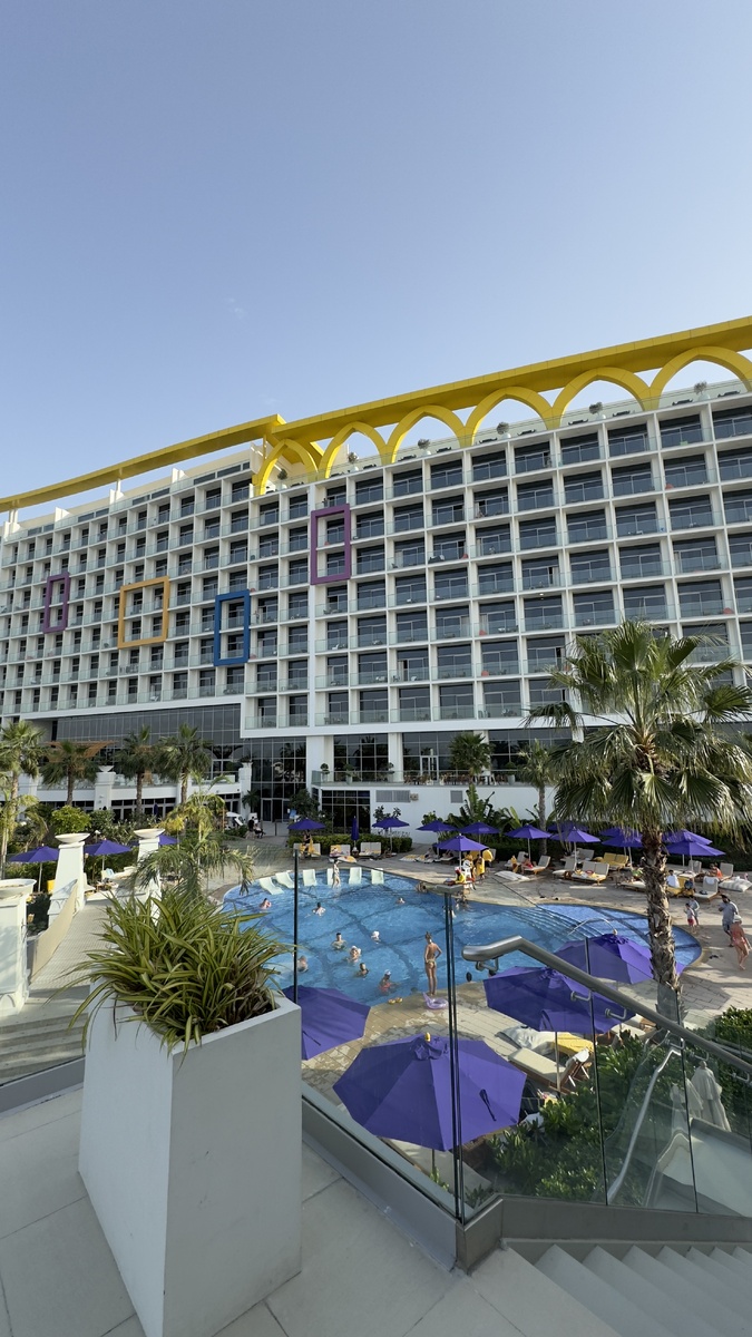 Centara Mirage Beach Resort 