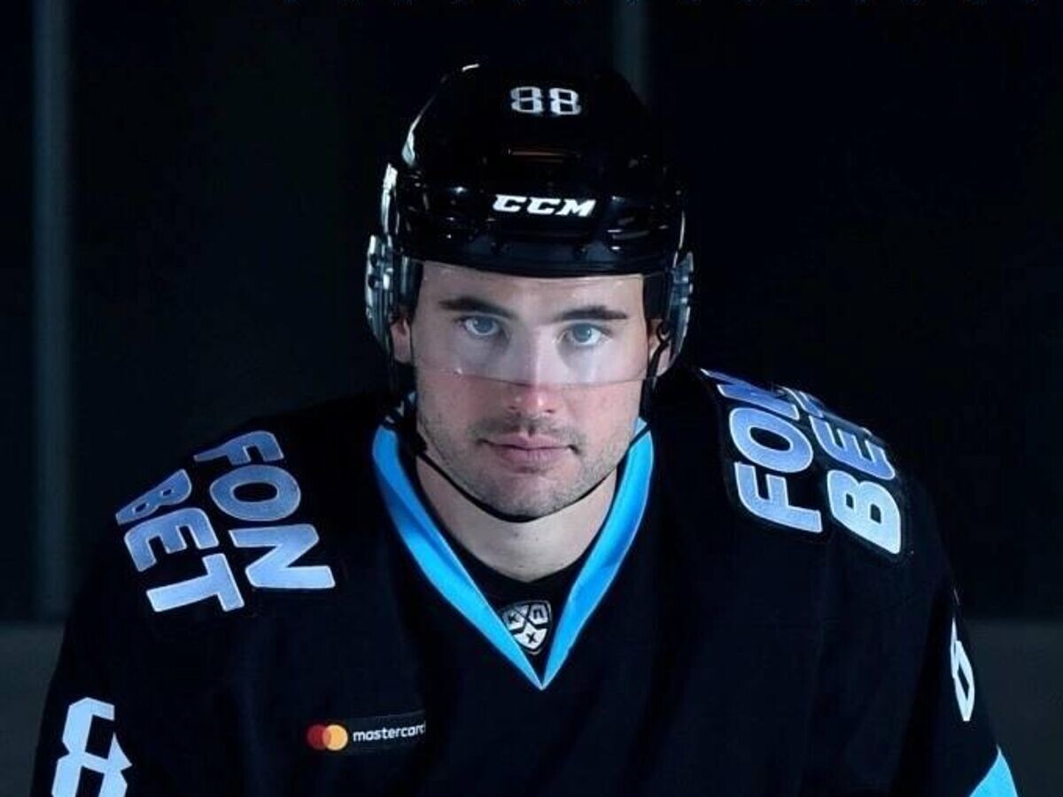    Хоккеист "Сибири" Тэйлор Бек© Фото : Telegram