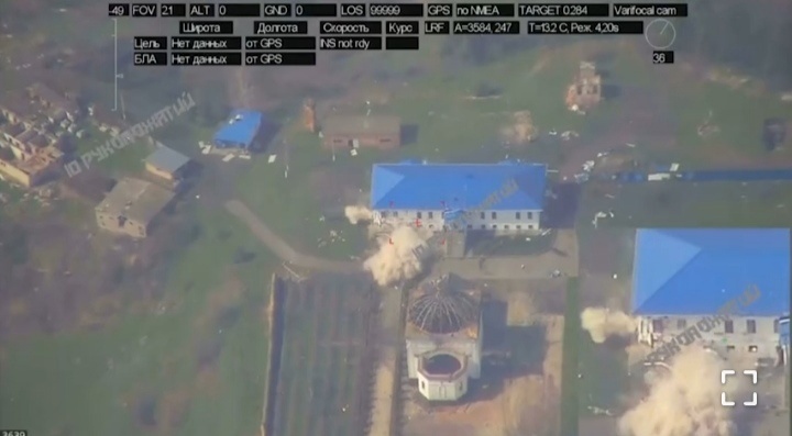    Под огневым контролем ВС РФ находятся все пути отхода противника из поселка Горналь