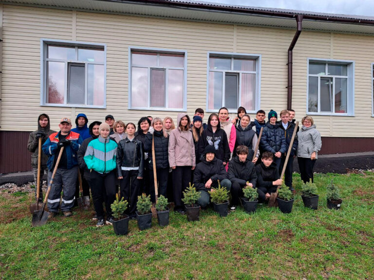    Сотрудники филиала «Оренбургэнерго» приняли участие в акции «Аллея памяти» Марина Шарт