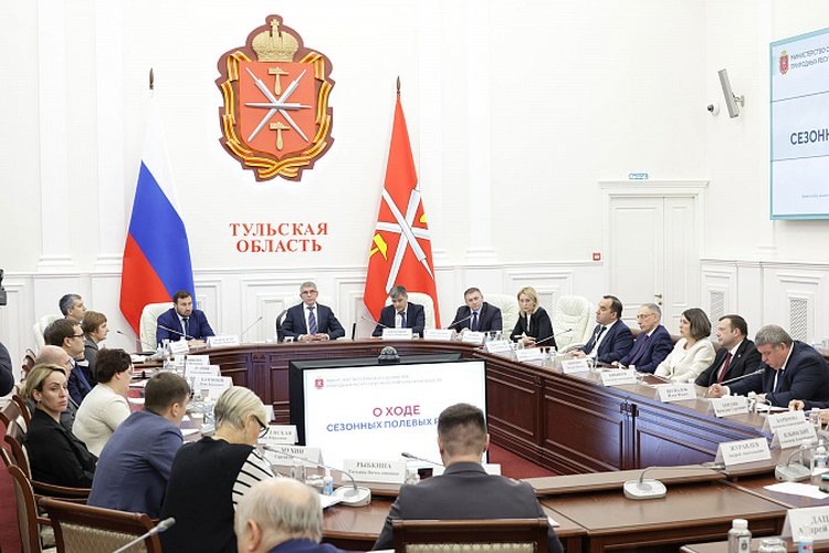    В Тульской области второй год реализуется программа поддержки семян отечественной селекции к посевной