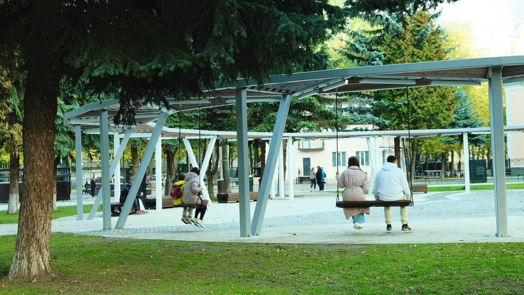 Пергола собственного производства в ПКиО «Пушкинский», Московская область