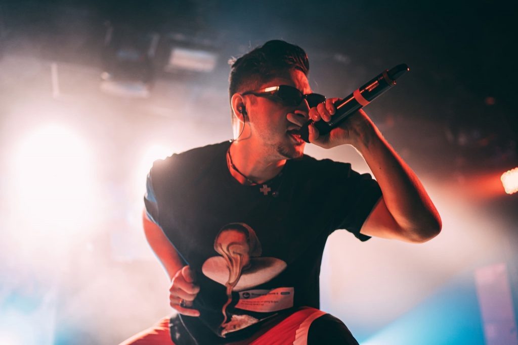 Источник фото: vk.com/sqwozbab