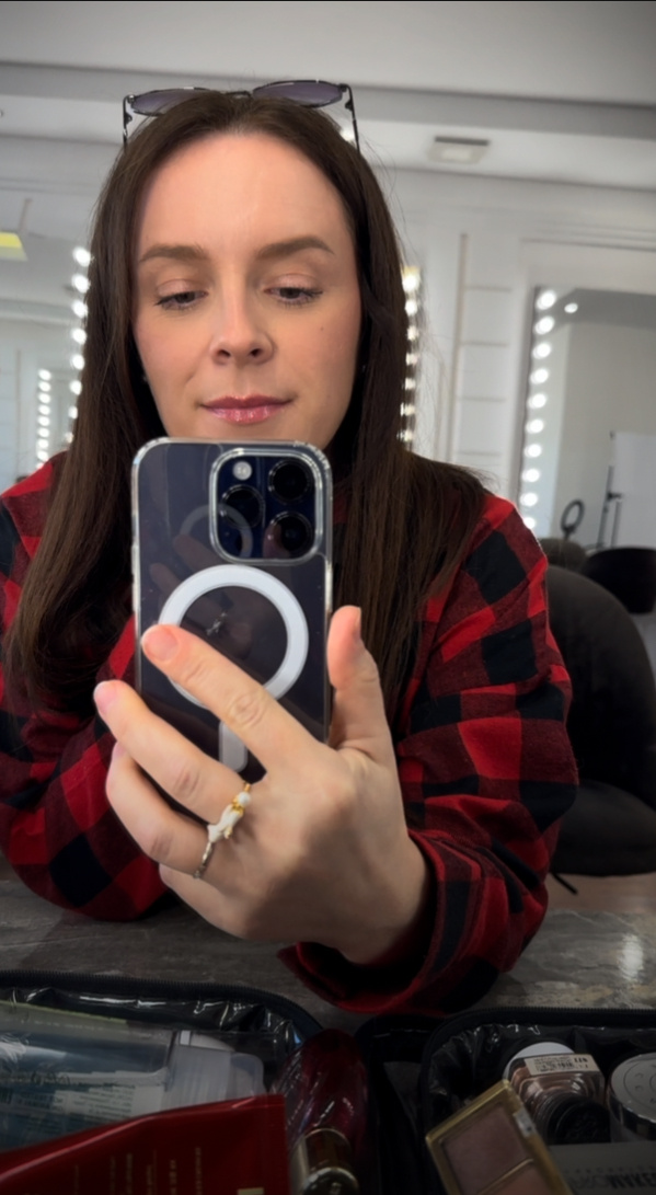 Наносить блестки просто!