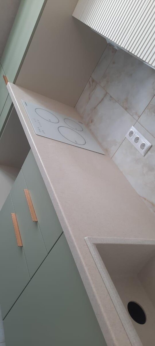 кухонная столешница из акрилового камня