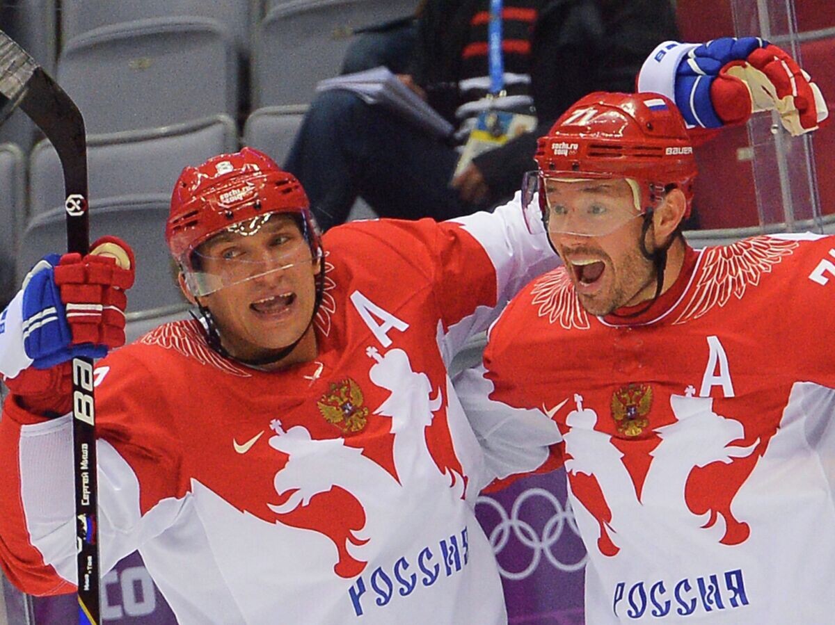    Александр Овечкин и Илья Ковальчук (Россия) радуются забитому голу© РИА Новости / Владимир Федоренко