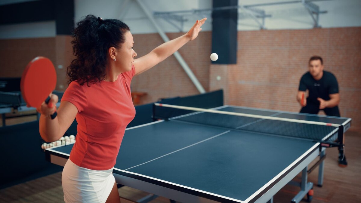 Настольный теннис — не игрушка: когда он может навредить и как избежать осложнений рассказывает спортивный врач 