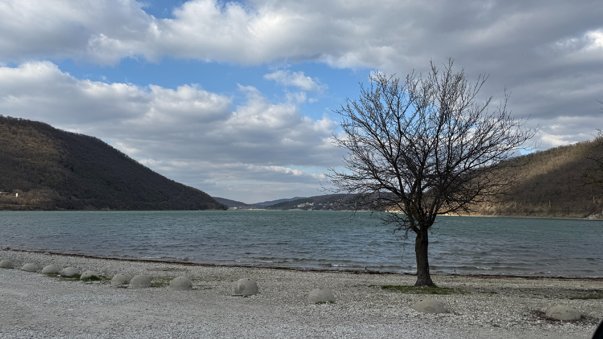 озеро Абрау