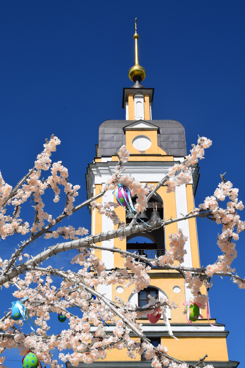 Колокольня Храма Сорока Севастийских мучеников. Фото автора канала "Приключения Тома Сойера".