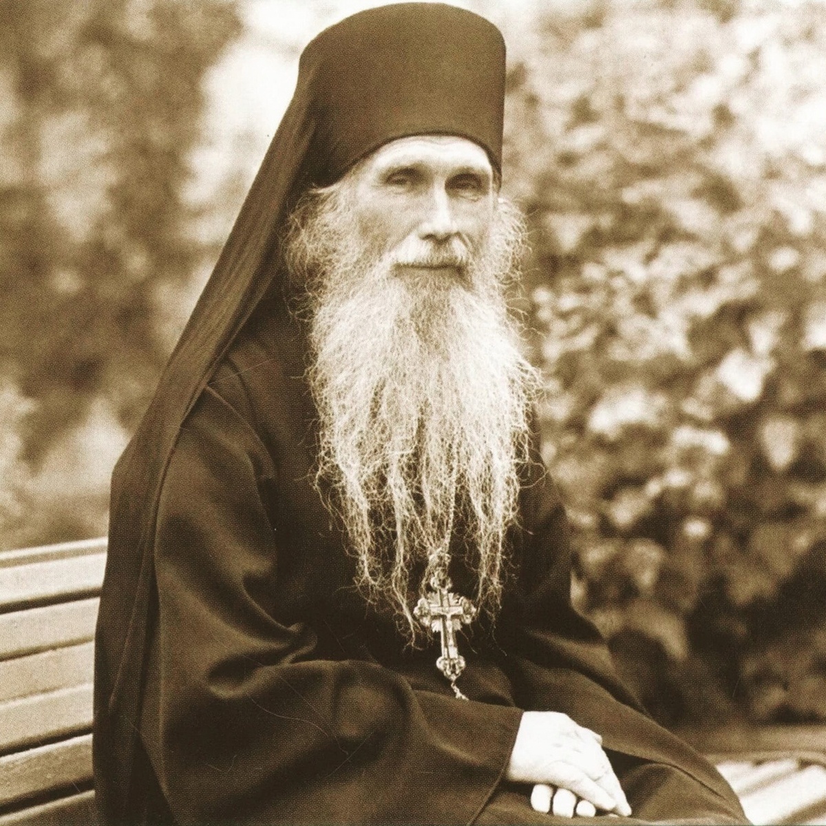 Архимандрит Кирилл (Павлов) 60 лет служил в Троице-Сергиевой Лавре. Источник: https://vk.com/feed?w=wall90475556_7024&z=photo90475556_457239279%2F2099e7d53ed0215577