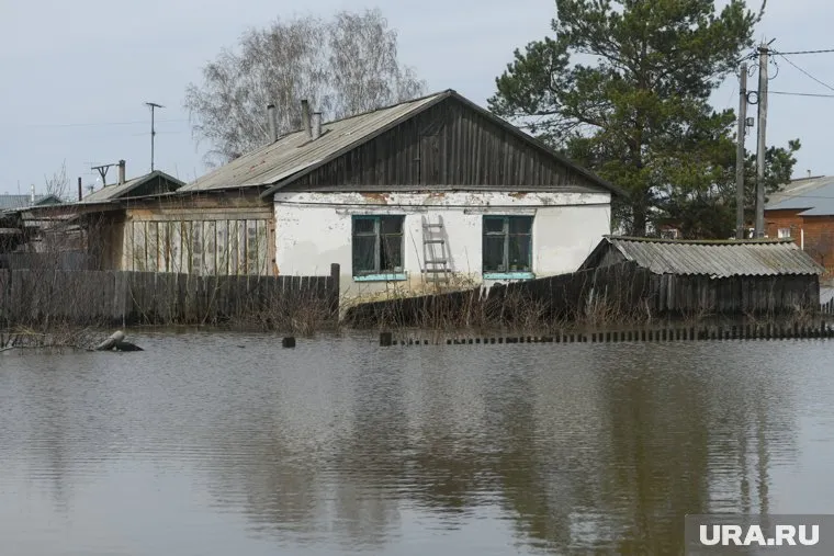 Местные жители отказались покидать свои дома (архивное фото)
Фото: Владимир Жабриков © URA.RU