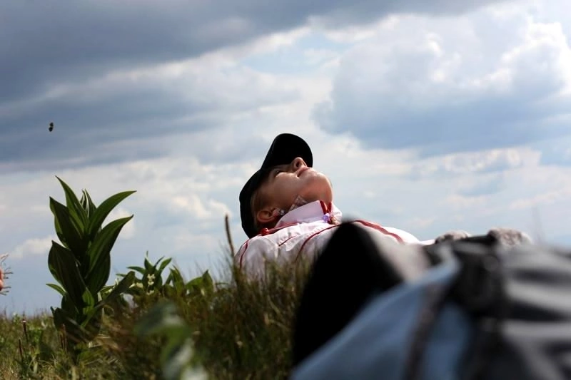 Отдыхаю на спуске с вершины Иремеля 