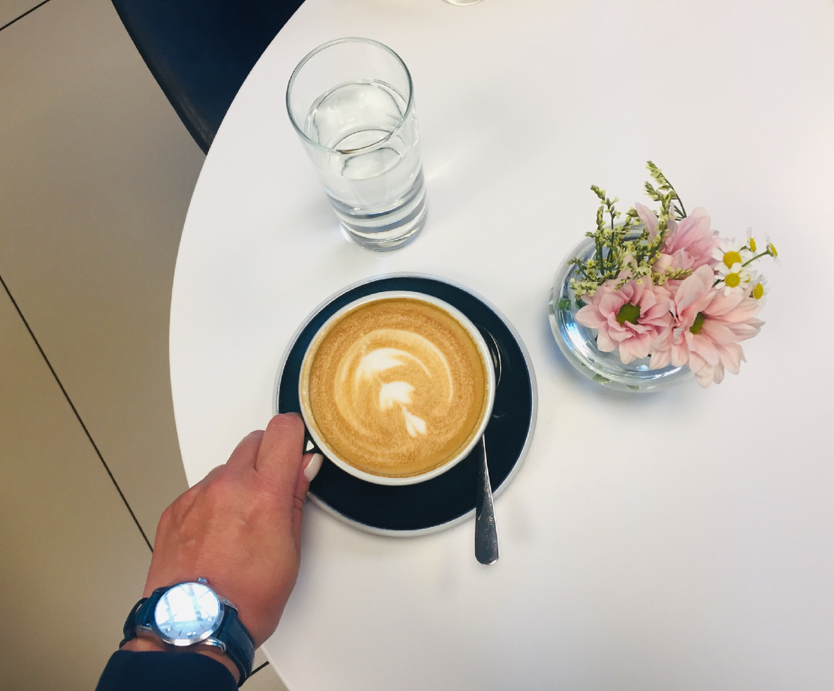 Кофе в аэропорту. Фото автора 