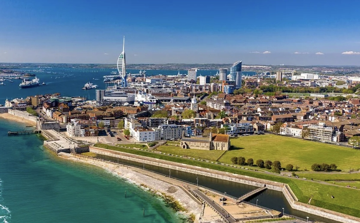 Портсмут. Фото взято с Яндекс.Картинки