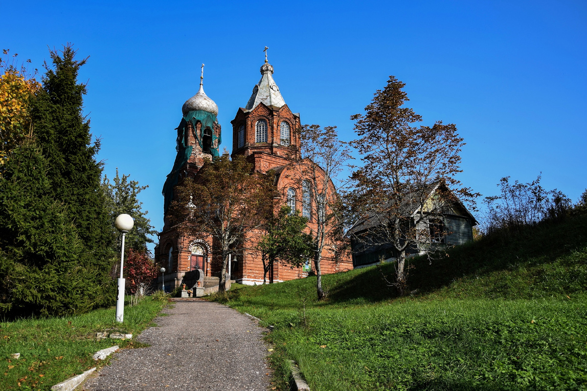 Храм Архангела Михаила в Вышегороде. 