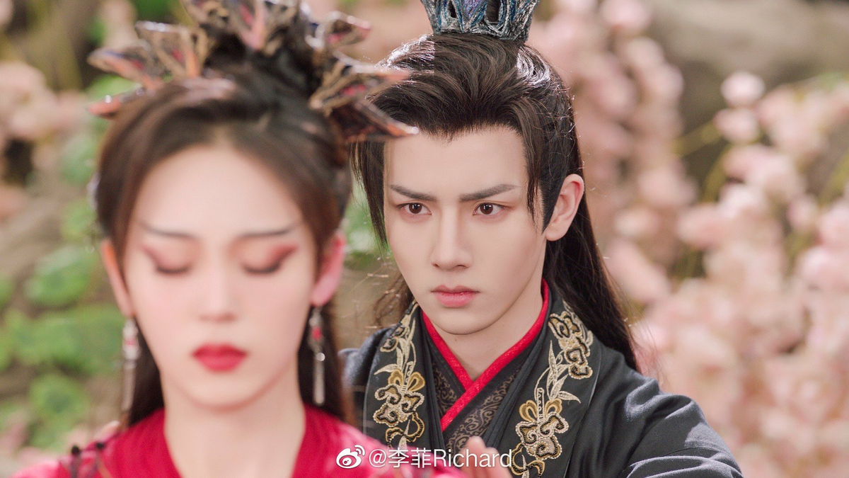 Кадр из дорамы "Печать любви"