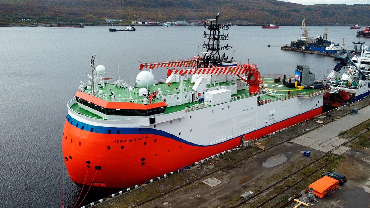    Как атомный ледокол "Академик Курчатов" стал символом российской науки
