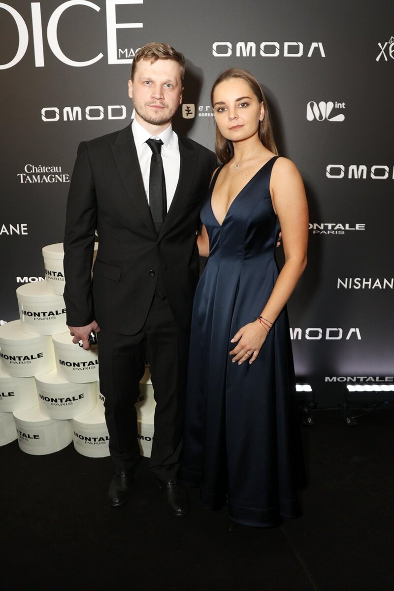    Артур Сопельник и Арина Аверина на премии «Voice: Главные лица»