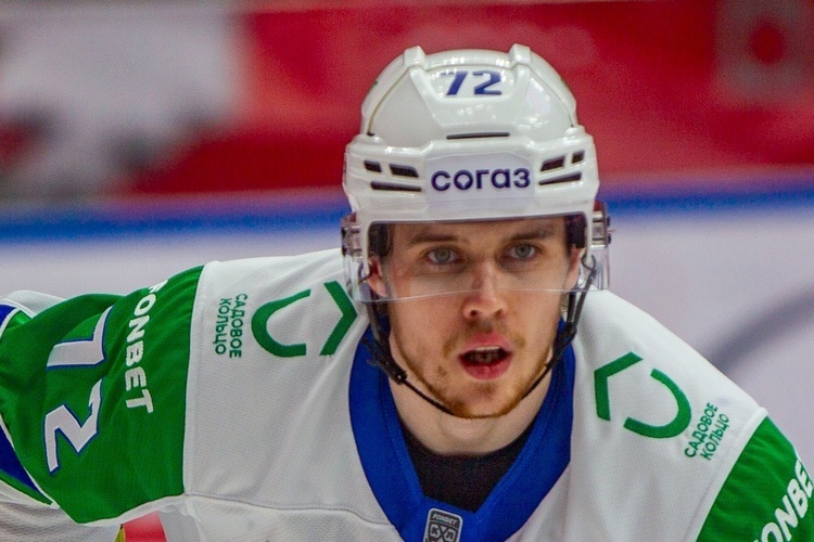    Егор Сучков / фото: hcsalavat.ru