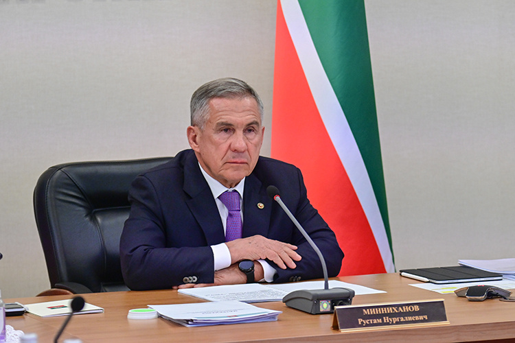    Рустам Минниханов в докладе отмечал, что выражает мнение не только Татарстана, но и регионов.   
Фото: rais.tatarstan.ru