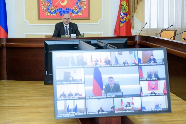    Глава Оренбуржья Евгений Солнцев пообещал решить проблему с мусором Оренбуржье