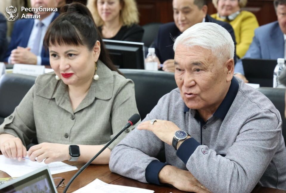    Заседание оргкомитета по подготовке мероприятий к 80-летию Победы в Республике Алтай. Источник: Правительство Республики Алтай