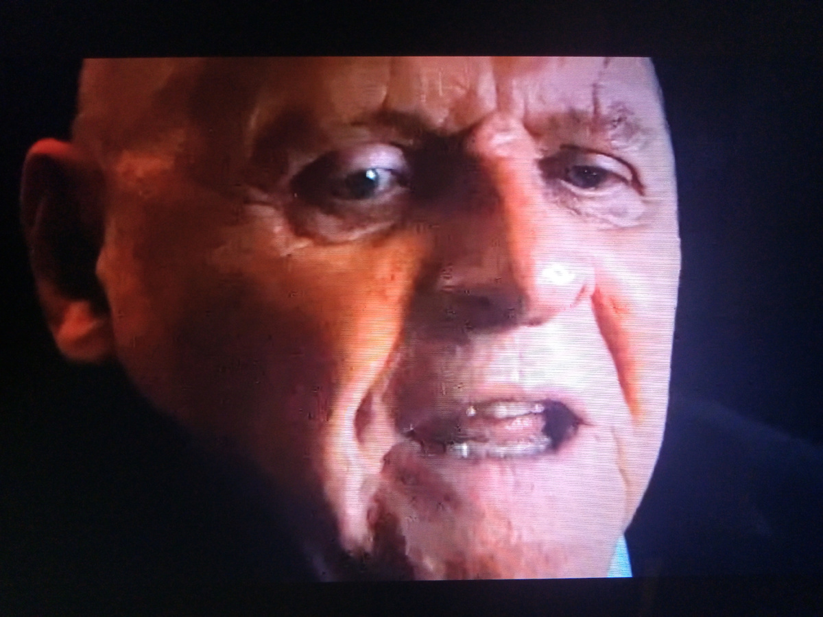 Энтони Хопкинсом в фильме "Западня" снова играет маньяка