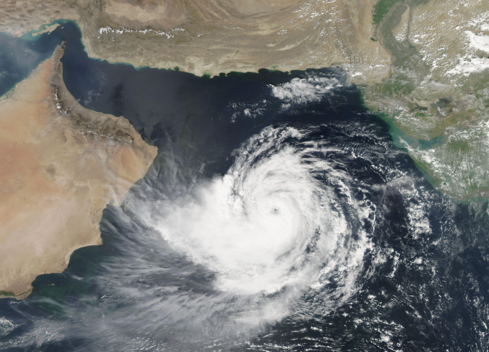 Циклон над Аравийским морем. Снимок из космоса.  Фото:  greblya-zhukovsky.ru