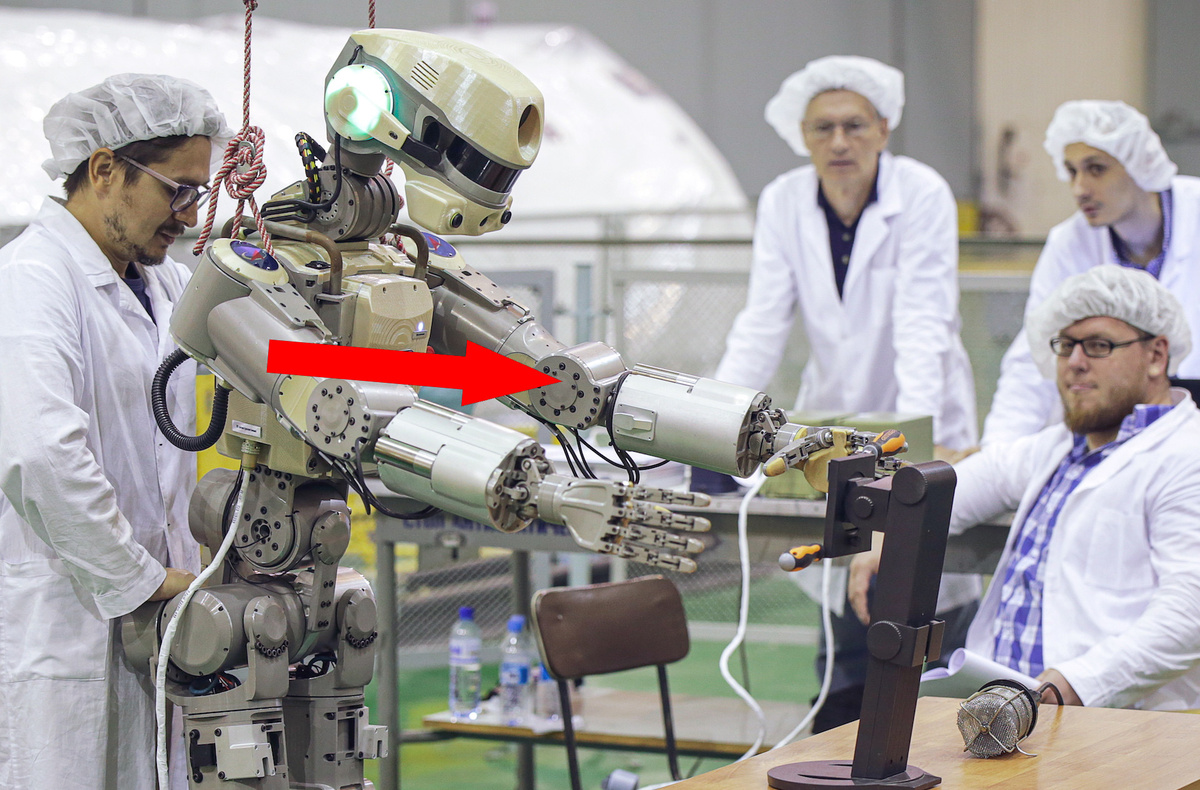    Робот Федор стал первым антропоморфным космонавтом и это только начало