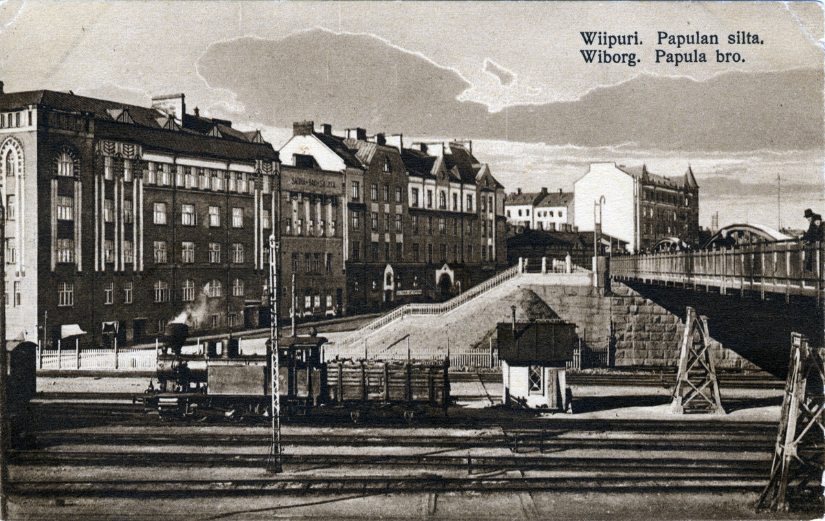 Выборг, район Папула, дома у железнодорожного моста, ок. 1930 - 1939 гг. Источник: finna.fi