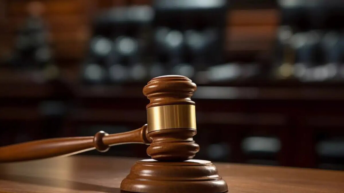    Решение суда.