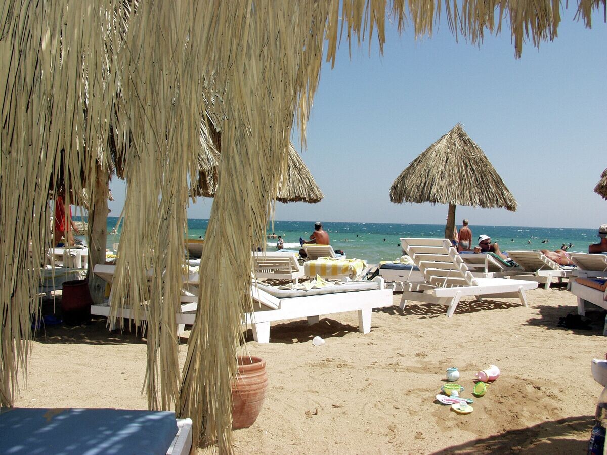    Пляж отеля "Жасмин" в египетской Хургаде© РИА Новости / Ирина Нехорошкина