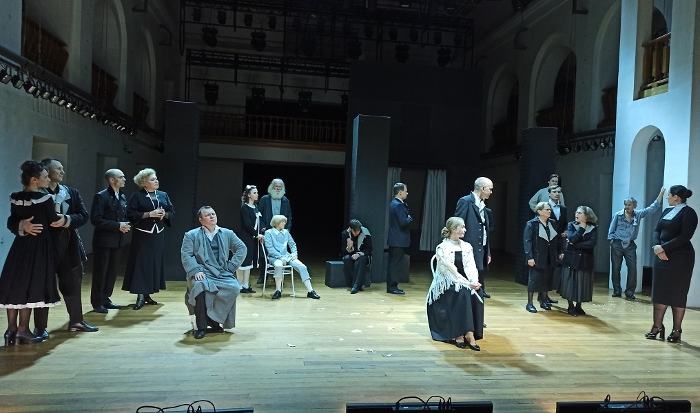    «Фома Опискин»: манипулятор сводит с ума