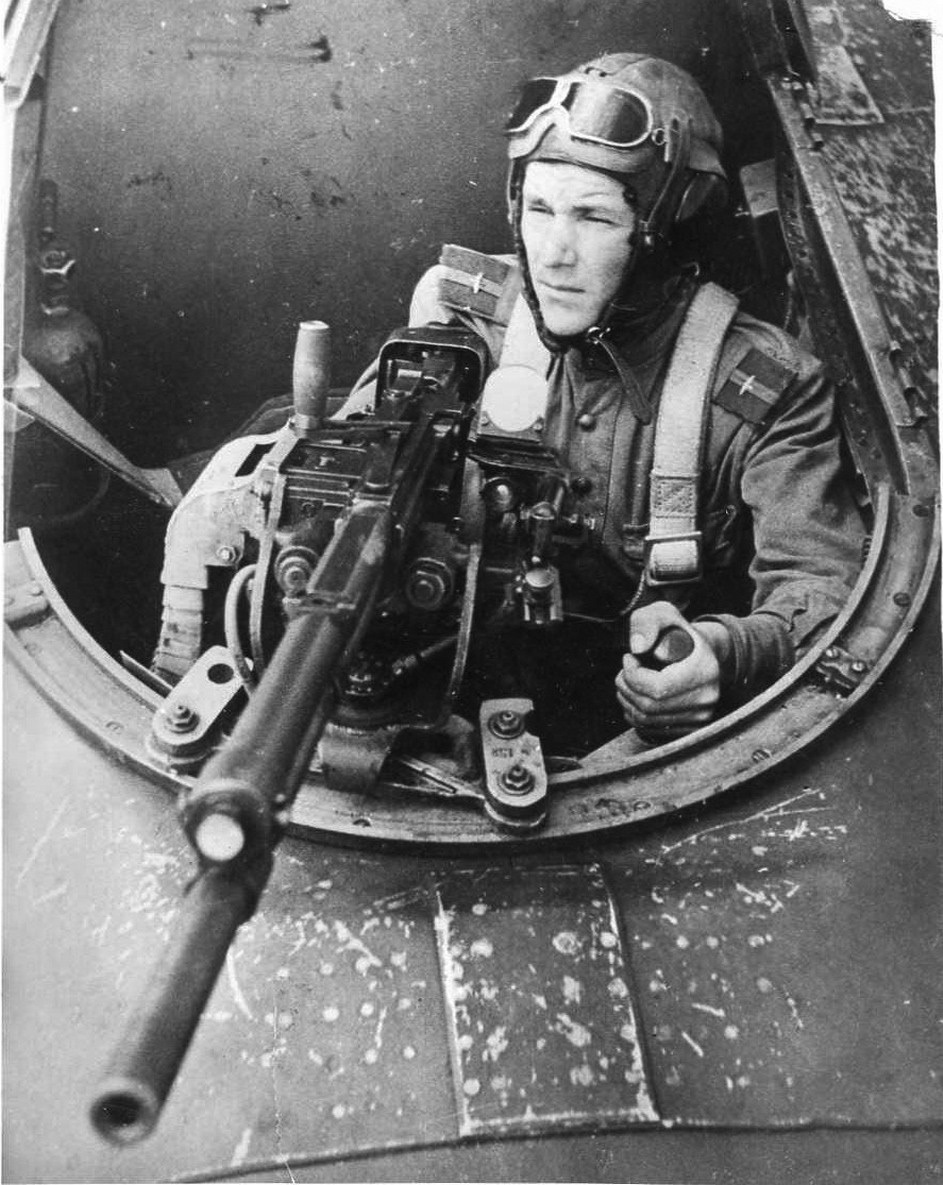 Фото воздушного стрелка- радиста