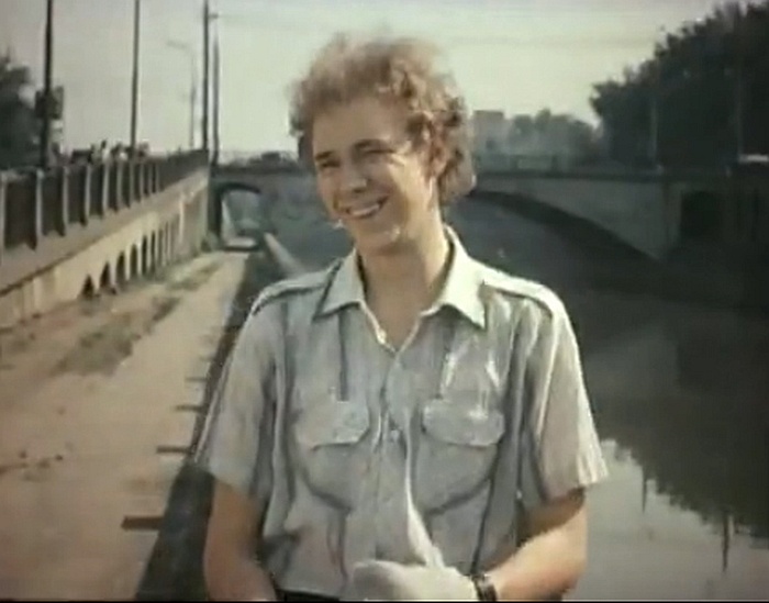 Алексей Войтюк в фильме «Шутки в сторону». / Фото: kino-teatr.ru