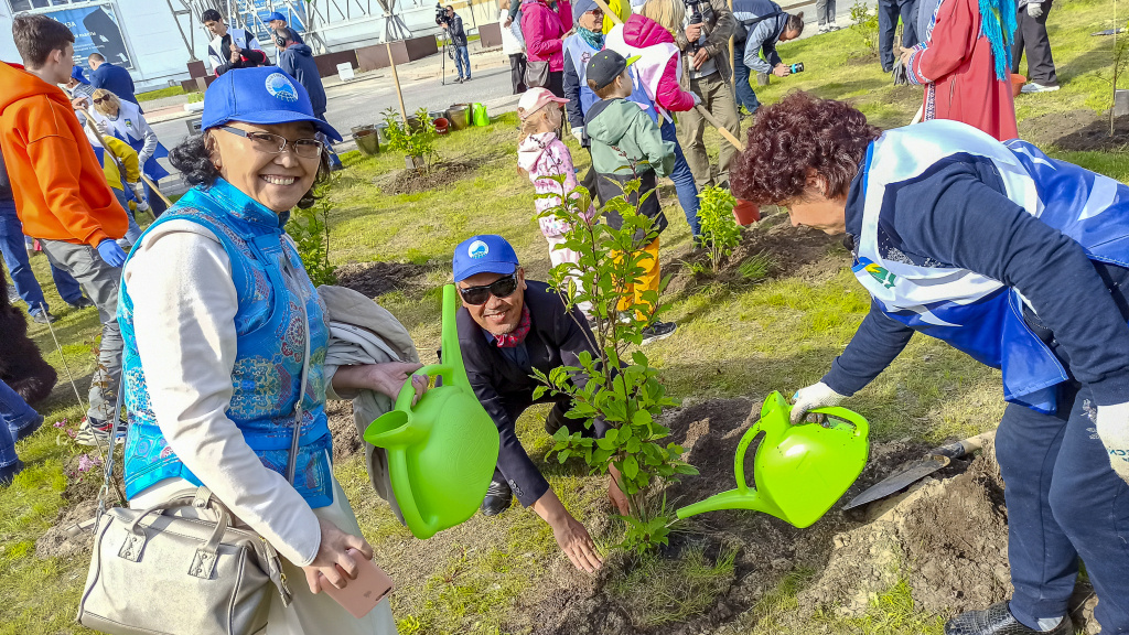    Жителей Сургута призывают на весенние общегородские субботники