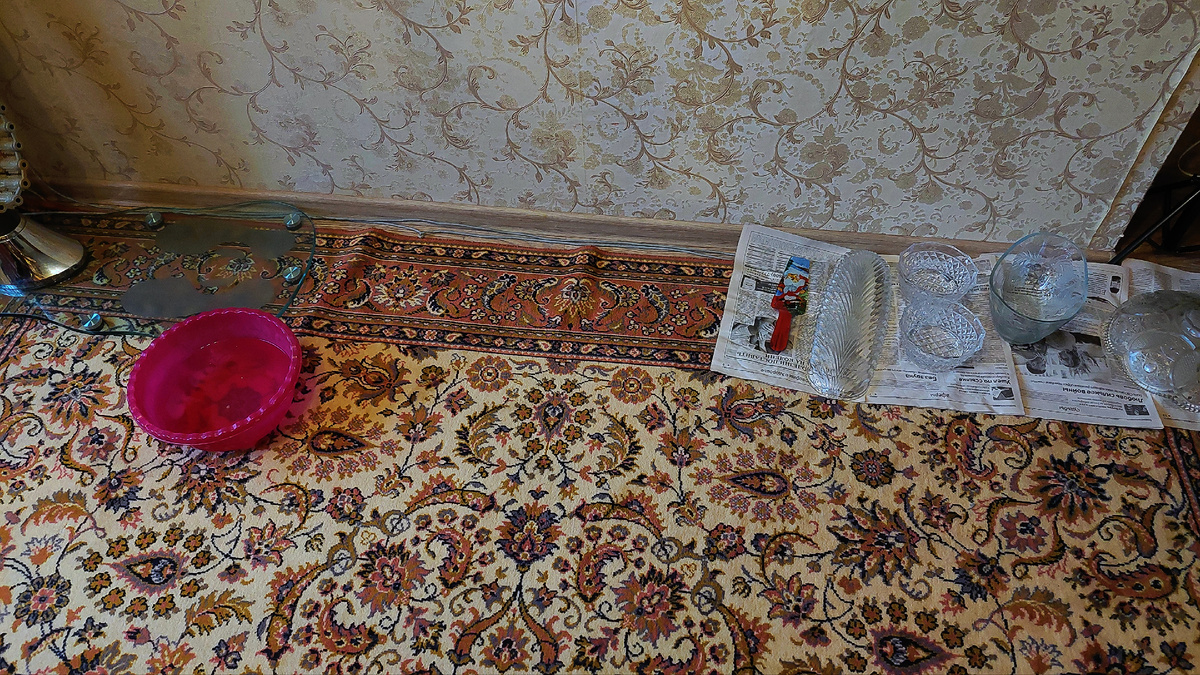 Это не вся посуда 