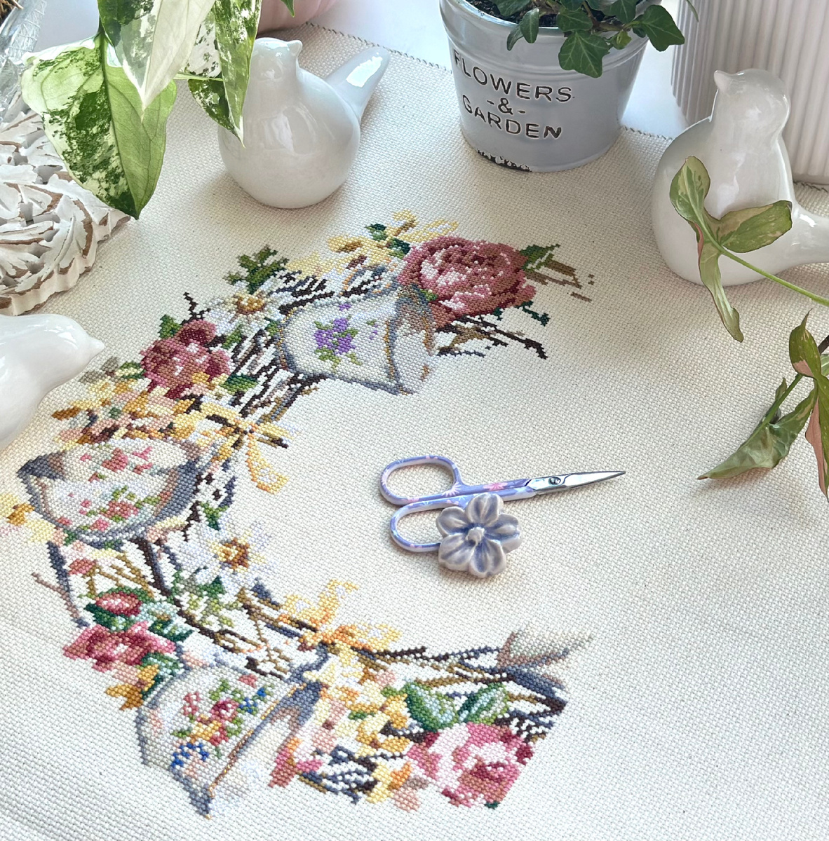 Candamar Designs - Teacup Wreath