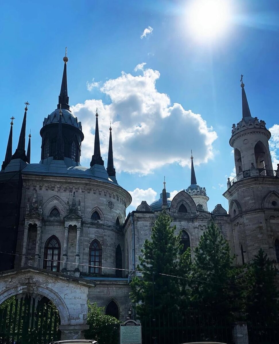 Владимирская церковь в Быково © "Покажу Москву"